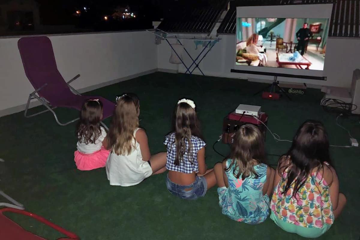 Apartmani_Vrsi_Mulo_Nin_Zadar_Balkon_Krov_Projector_Movie_1